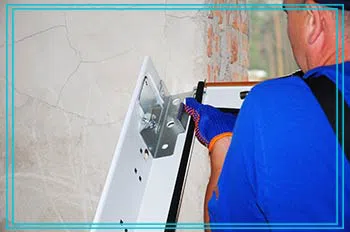 Trust Garage Door Service North Hollywood, CA 818-483-0677 - garage-door-installation-gdr-10m